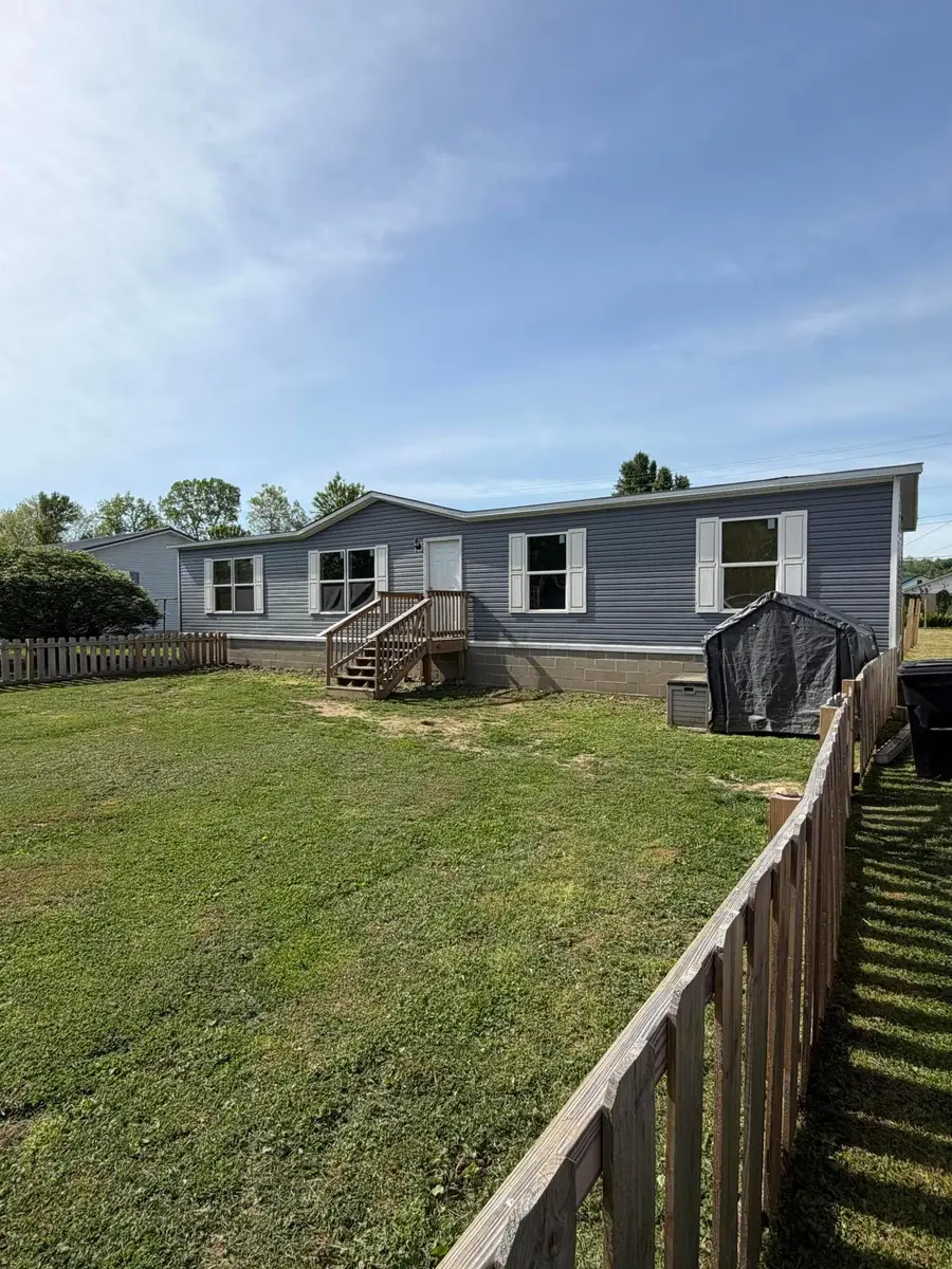 1048 Jackson Street, Richmond Dale, OH 45673 - #3