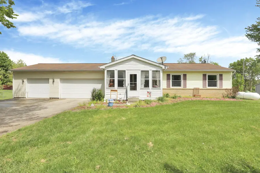 5296 Jeannie Drive Nw, Carroll, OH 43112 - #2