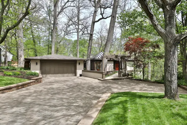 815 Lookout Point Drive, Columbus, OH 43235