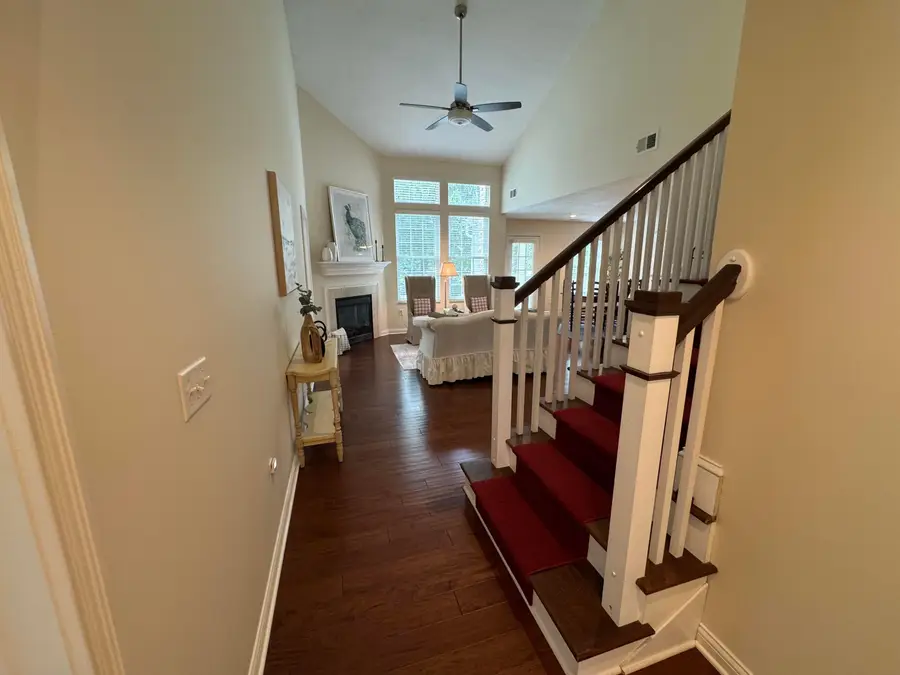 5059 Calais Drive, Columbus, OH 43221 - #3