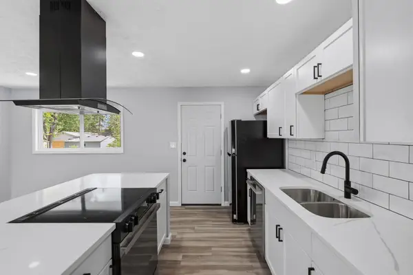 6060 Tiverton Square W, Columbus, OH 43229