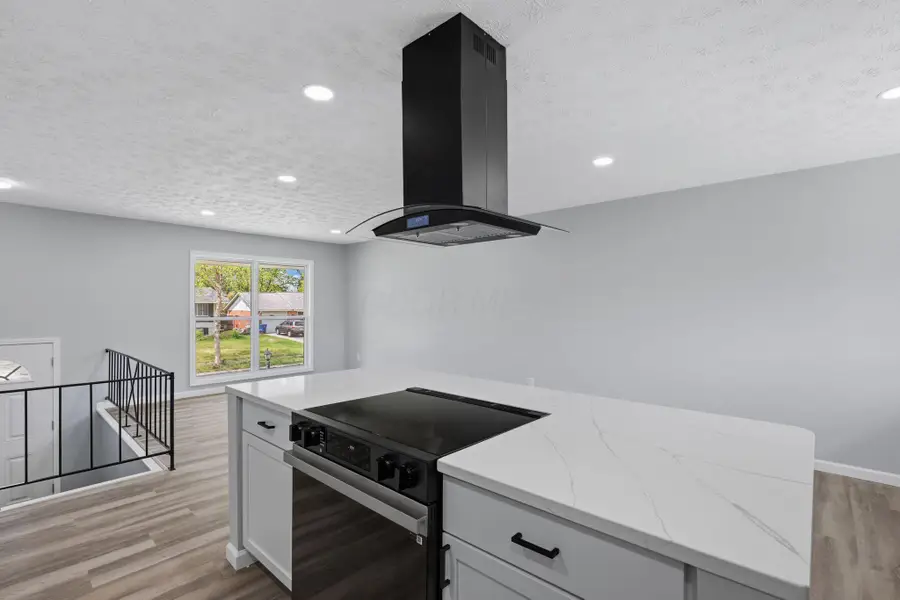 6060 Tiverton Square W, Columbus, OH 43229 - #3