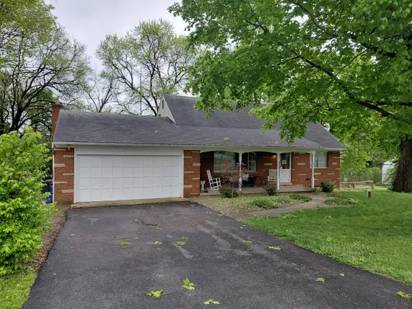 2208 Berry Hill Drive, Grove City, OH 43123