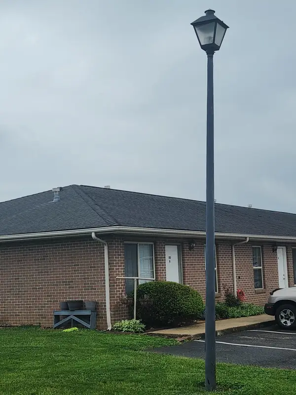 109 Nora Drive, Frazeysburg, OH 43822