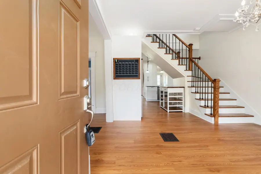 334 E Morrill Avenue, Columbus, OH 43207 - #3