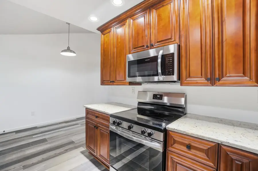 5007 Holbrook Drive, Columbus, OH 43232 - #2