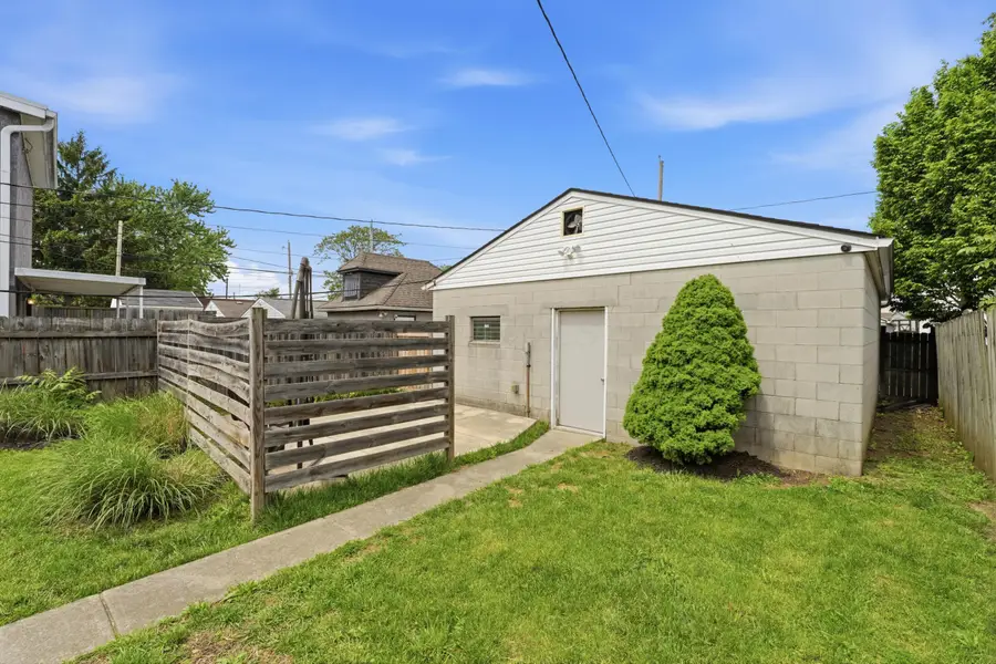 318 E Hinman Avenue, Columbus, OH 43207 - #3