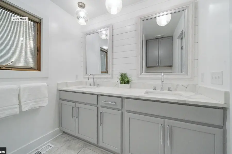 2248 Sandover Road, Columbus, OH 43220 - #3