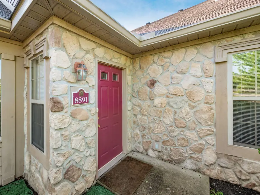 8891 Linksway Drive, Powell, OH 43065 - #2