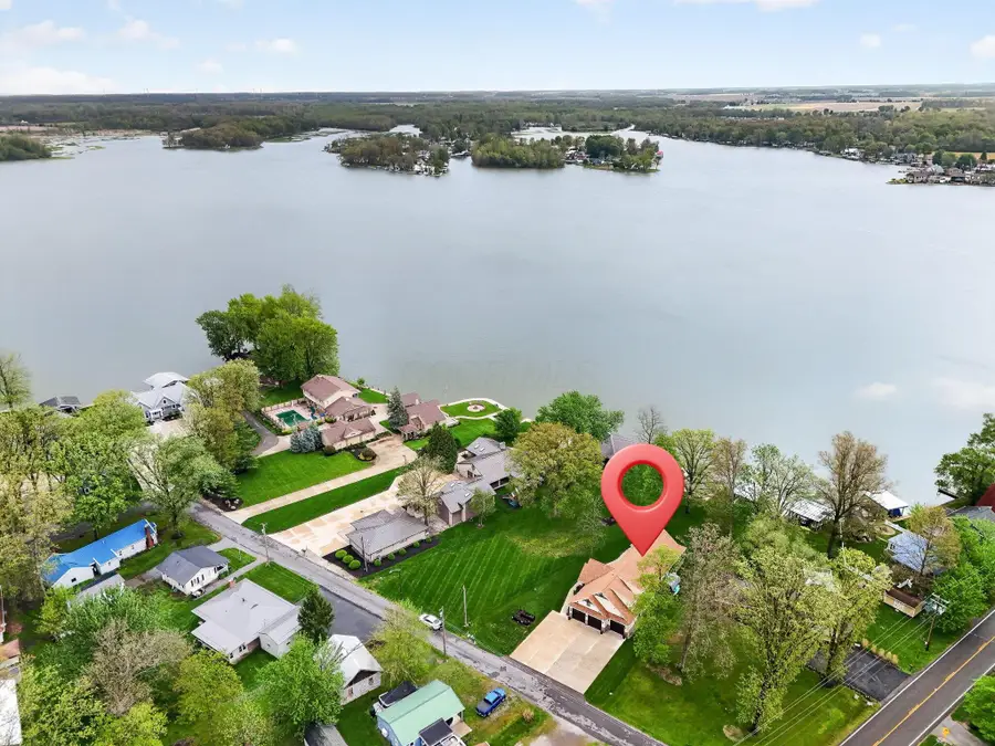 9730 Lakeshore Drive E, Huntsville, OH 43324 - #2