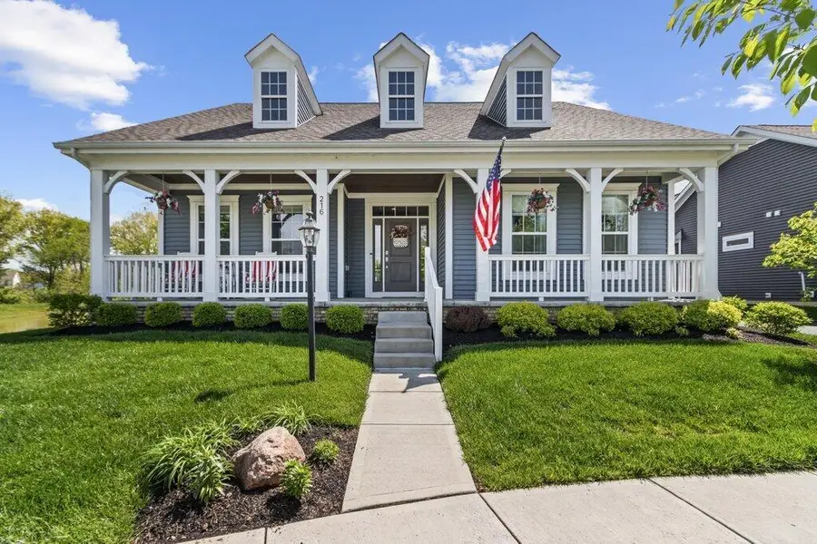 216 Honeywood Drive E, Galena, OH 43021 - #2