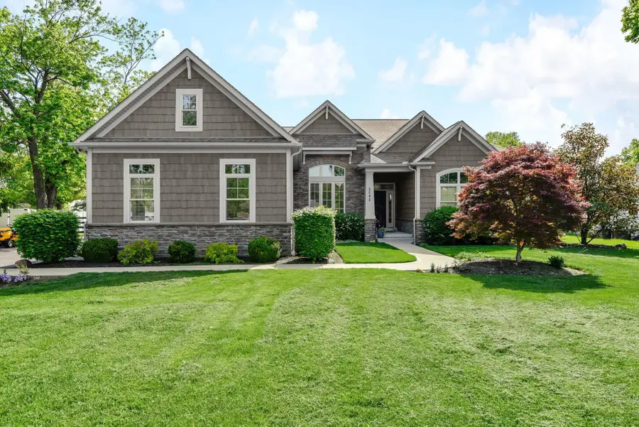 5042 Henderson Heights Road, Columbus, OH 43220 - #2