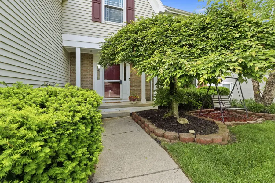 5233 Nightshadow Drive, Westerville, OH 43081 - #3