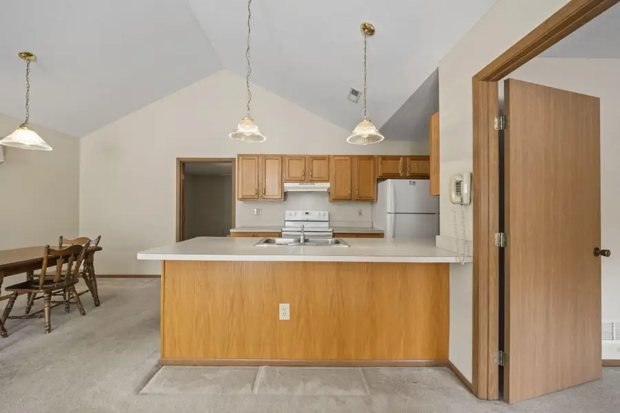 6113 Blendon Chase Drive, Westerville, OH 43081 - #2