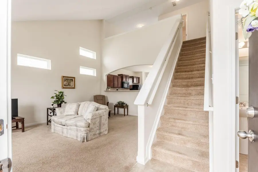 5855 Buckhannon Street, Dublin, OH 43016 - #2