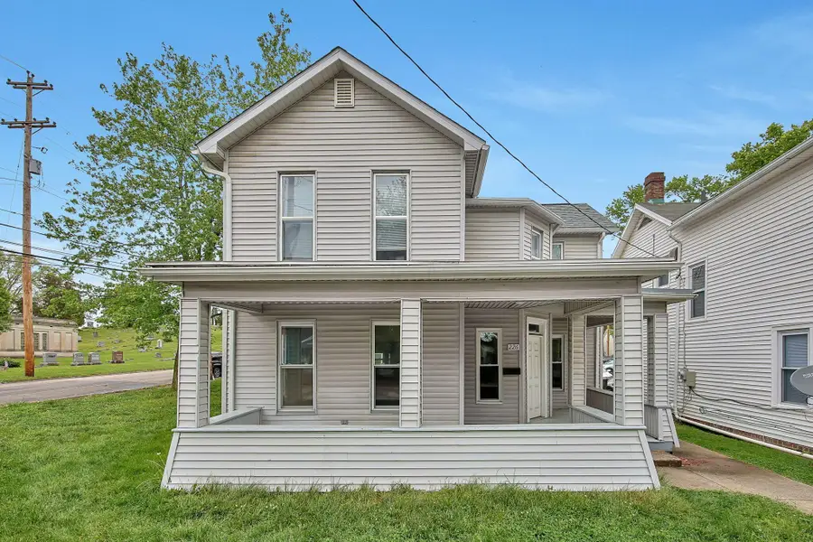226 W Union Street, Athens, OH 45701 - #2