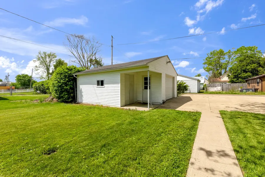305 N Jefferson Street, Utica, OH 43080 - #2