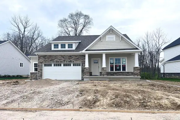 2680 Stockdale Farms Drive, Delaware, OH 43015