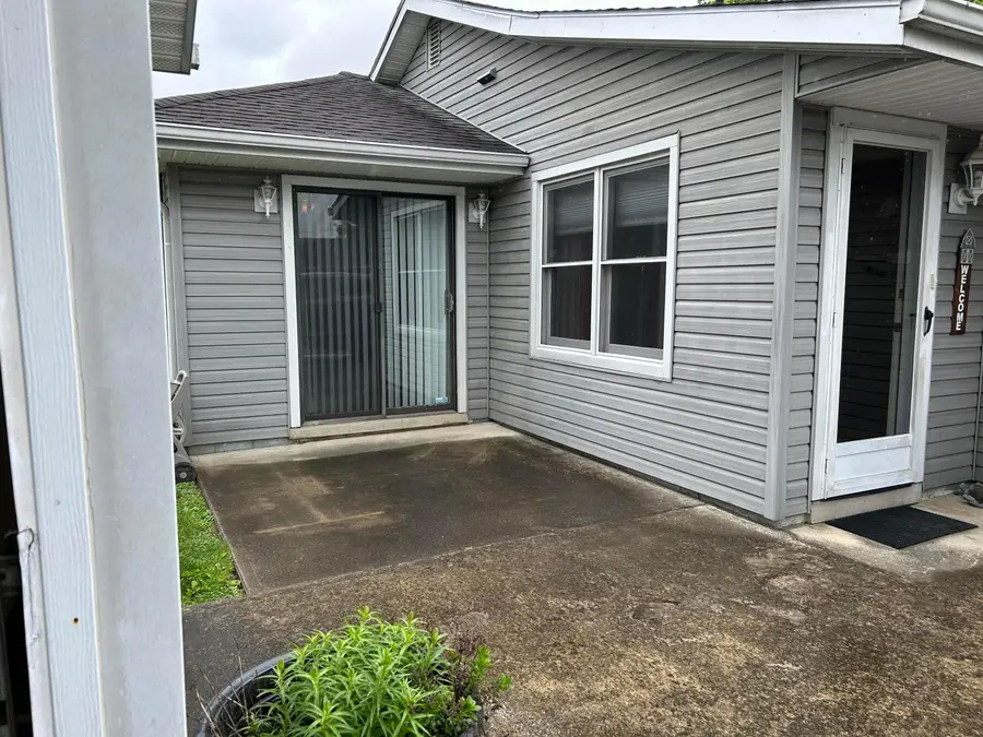 612 Walnut Street, Waverly, OH 45690 - #3