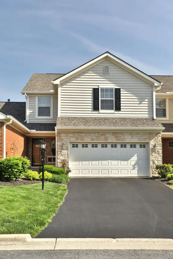 924 Chara Lane, Columbus, OH 43240