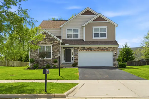 304 Glen Crossing Drive, Etna, OH 43062