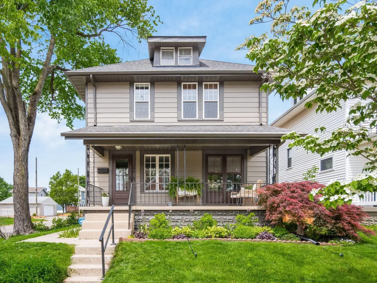 306 E Jenkins Avenue, Columbus, OH 43207 - #1