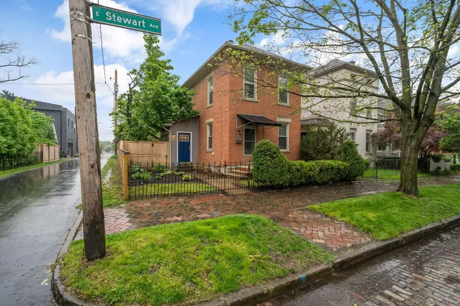 377 Stewart Avenue, Columbus, OH 43206 - #3