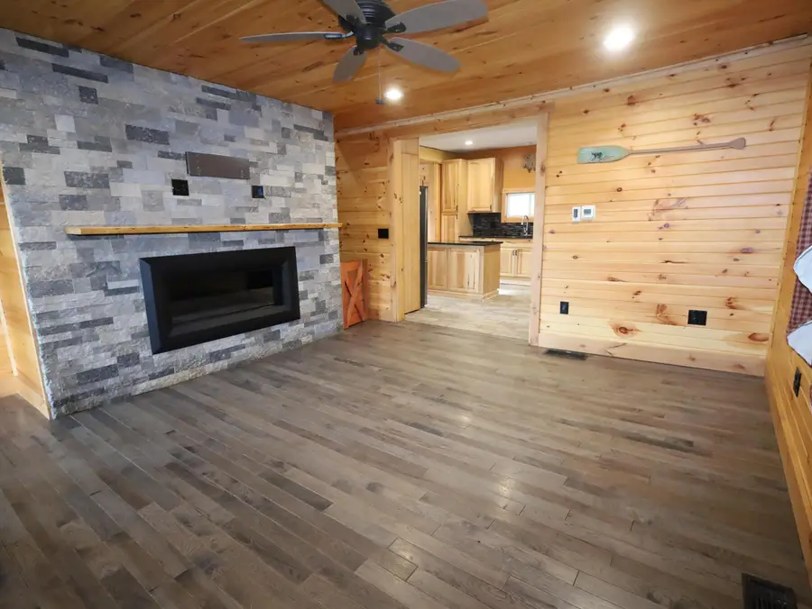 606 Adams Street, Conesville, OH 43811 - #3