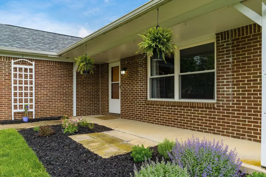 3036 Rainier Avenue, Columbus, OH 43231 - #3