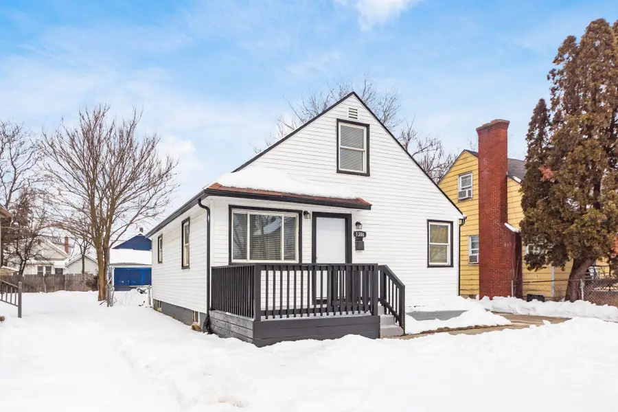 1386 E 22nd Avenue, Columbus, OH 43211 - #2