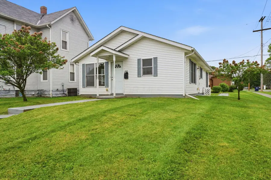 681 Maple Avenue, Newark, OH 43055 - #3