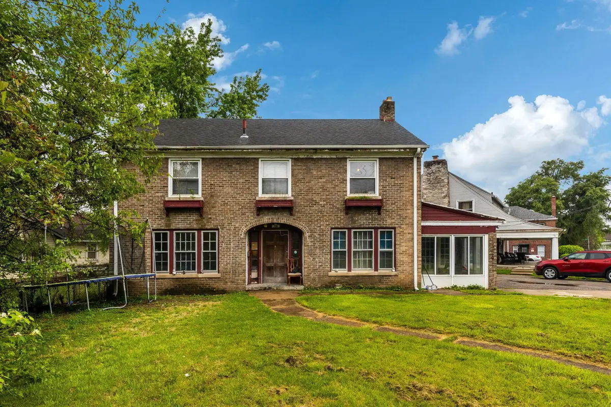 700 N Nelson Road, Columbus, OH 43219 - #1