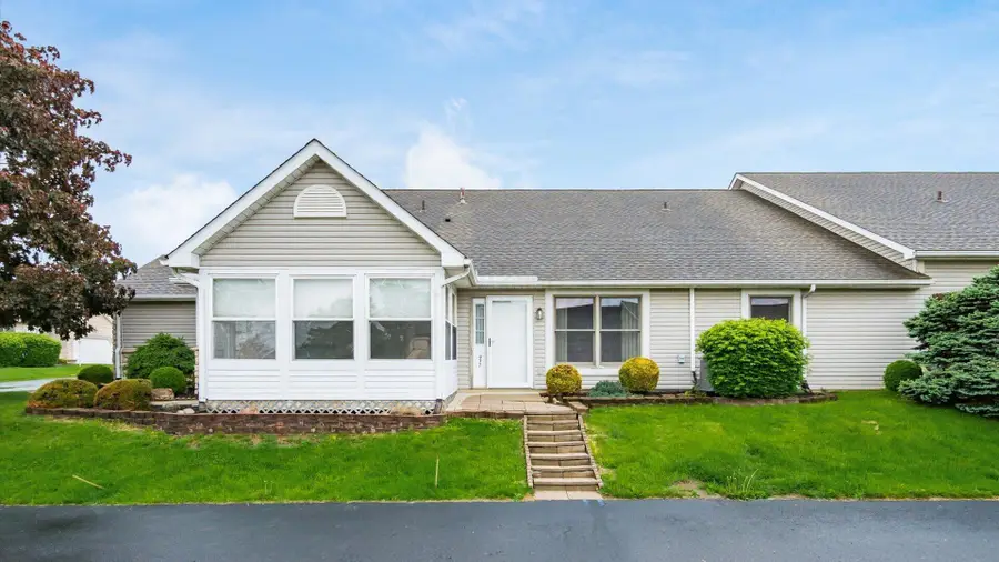 977 Hopewell Heights Drive, Heath, OH 43056 - #2