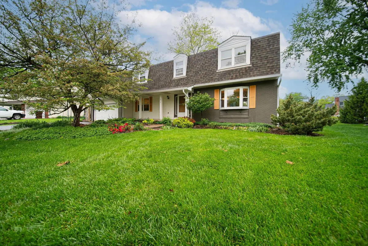 912 Colony Way, Columbus, OH 43235 - #1