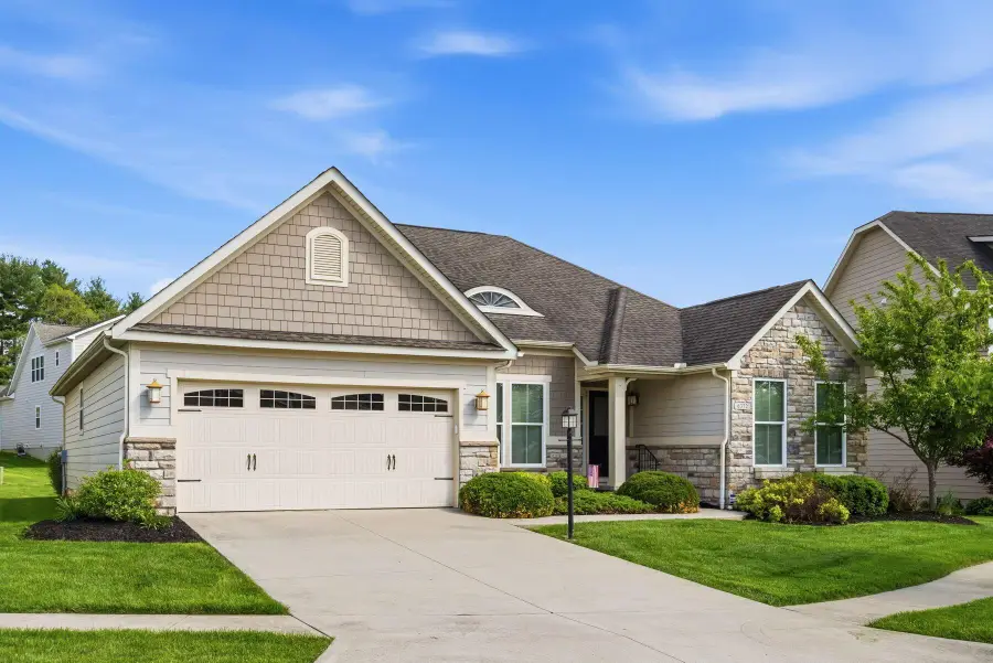 6372 Tournament Drive, Westerville, OH 43082 - #2
