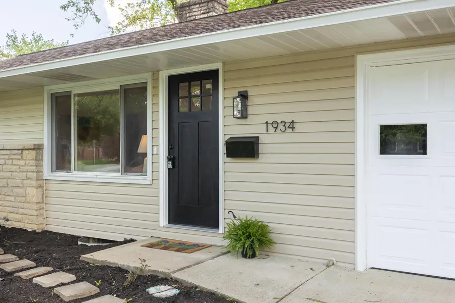1934 Milden Road, Columbus, OH 43221 - #3