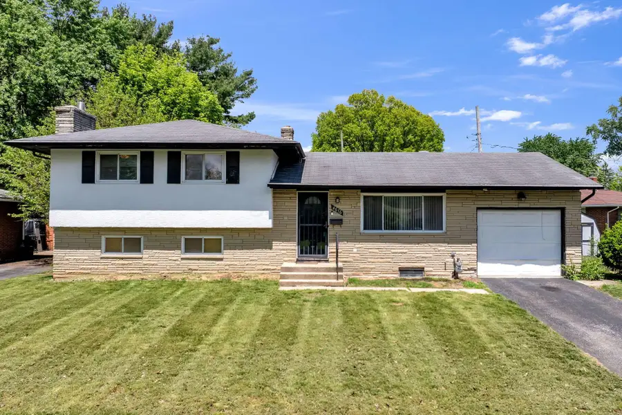 4676 Belfast Drive, Columbus, OH 43227 - #2