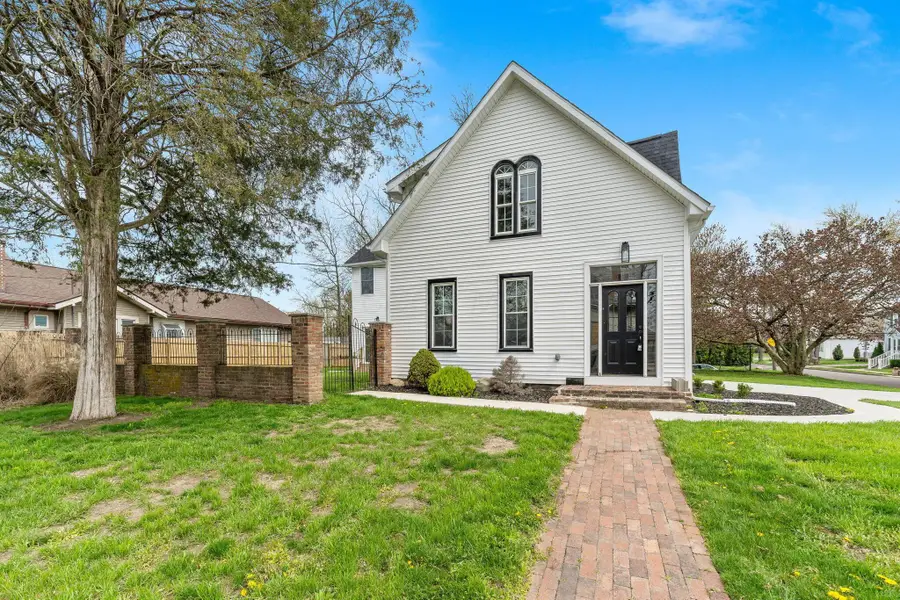 92 N Vine Street, Westerville, OH 43081 - #2