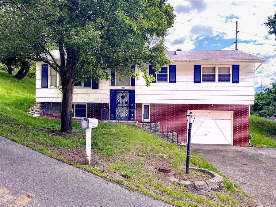 1224 Buena Vista Lane, Portsmouth, OH 45662 - #3