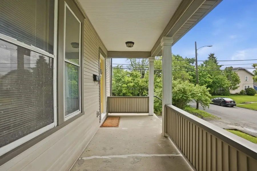 982 Olmstead Avenue, Columbus, OH 43201 - #3