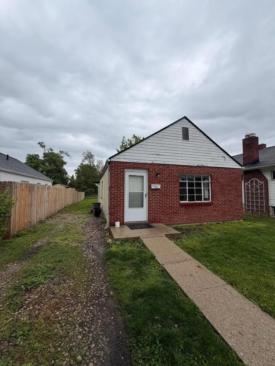 56 Broadlawn Avenue, Columbus, OH 43228 - #3