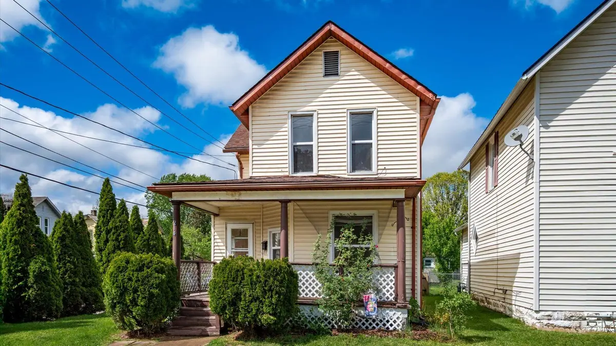 214 W Shields Street, Newark, OH 43055 - #1