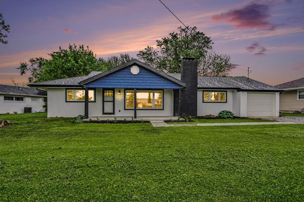 1293 Dayton Avenue Nw, Washington Court House, OH 43160 - #1