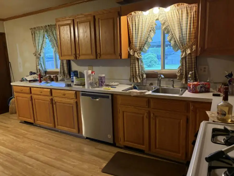 517 E 5th Street, West Lafayette, OH 43845 - #3