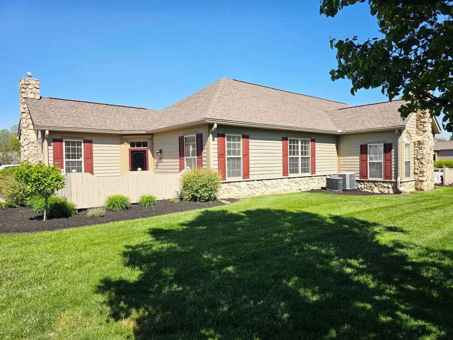 2161 William T Circle, Lancaster, OH 43130 - #2