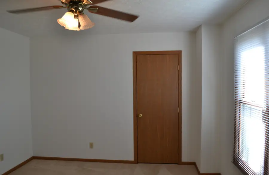 5866 Oldham Drive, Springfield, OH 45503 - #3