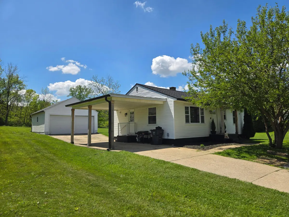 1105 Coonpath Road Nw, Lancaster, OH 43130 - #1