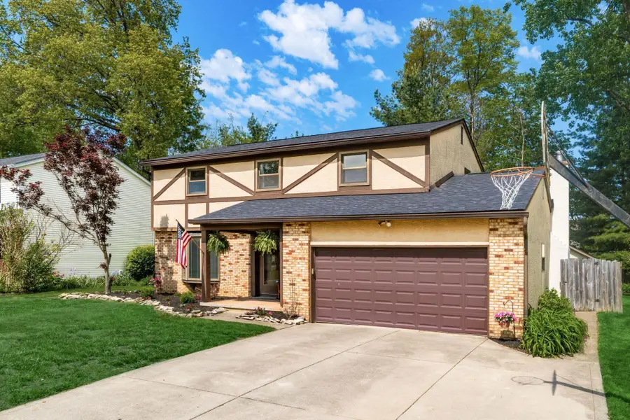 208 Parkwood Avenue, Pickerington, OH 43147 - #3