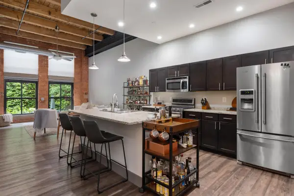 570 S Front Street, Columbus, OH 43215