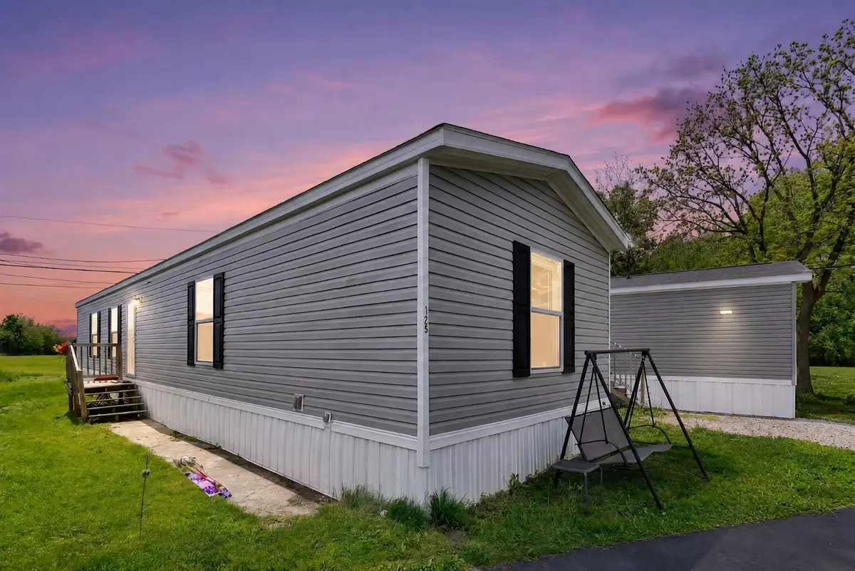 4285 Broadway, Grove City, OH 43123 - #1